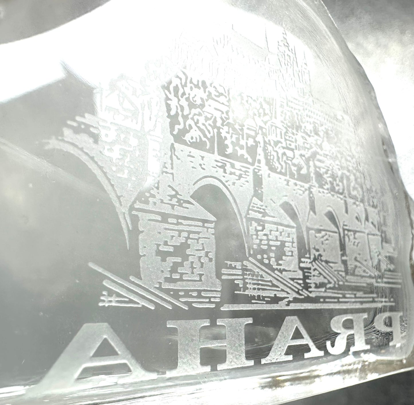 Praha crystal paperweight